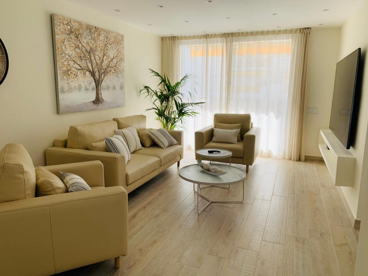 Sitges Spaces Oasis Suites- 4 Bedroom, 4 Ensuite Bathrooms, Terrace, Pool, Sitges Centre מראה חיצוני תמונה