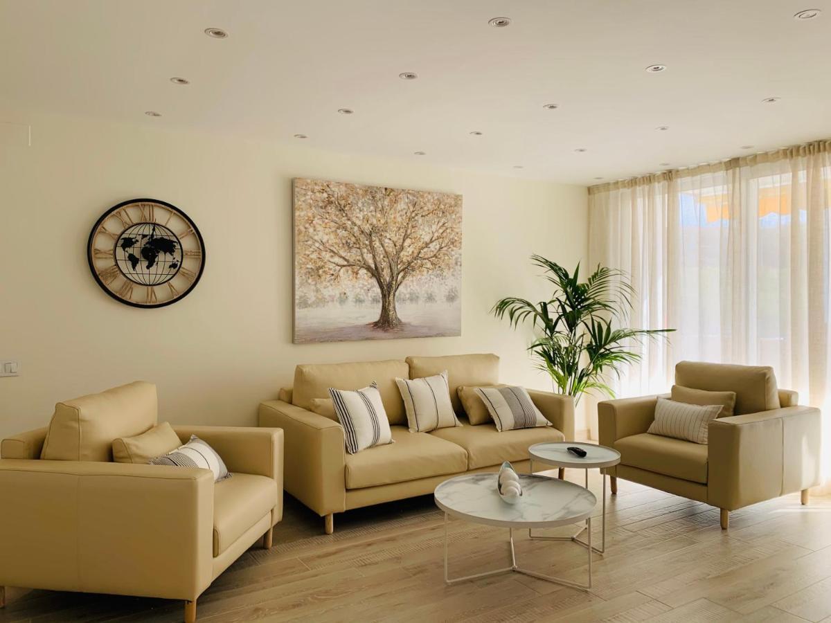 Sitges Spaces Oasis Suites- 4 Bedroom, 4 Ensuite Bathrooms, Terrace, Pool, Sitges Centre מראה חיצוני תמונה