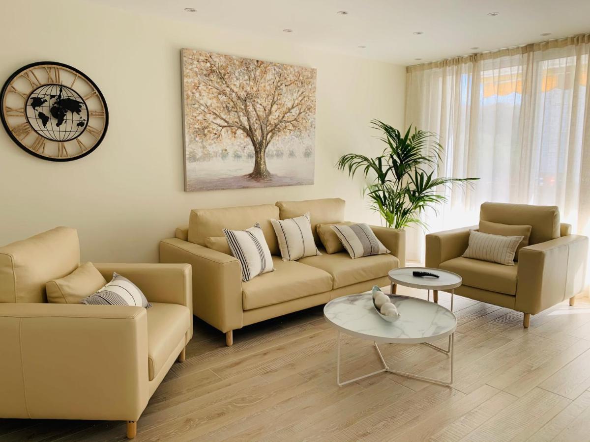 Sitges Spaces Oasis Suites- 4 Bedroom, 4 Ensuite Bathrooms, Terrace, Pool, Sitges Centre מראה חיצוני תמונה