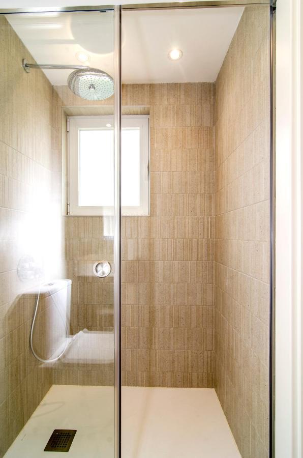 Sitges Spaces Oasis Suites- 4 Bedroom, 4 Ensuite Bathrooms, Terrace, Pool, Sitges Centre מראה חיצוני תמונה