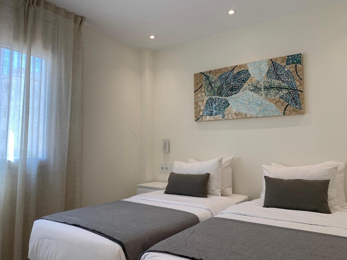 Sitges Spaces Oasis Suites- 4 Bedroom, 4 Ensuite Bathrooms, Terrace, Pool, Sitges Centre מראה חיצוני תמונה
