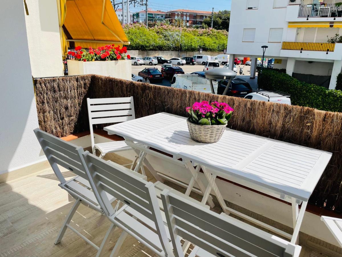 Sitges Spaces Oasis Suites- 4 Bedroom, 4 Ensuite Bathrooms, Terrace, Pool, Sitges Centre מראה חיצוני תמונה